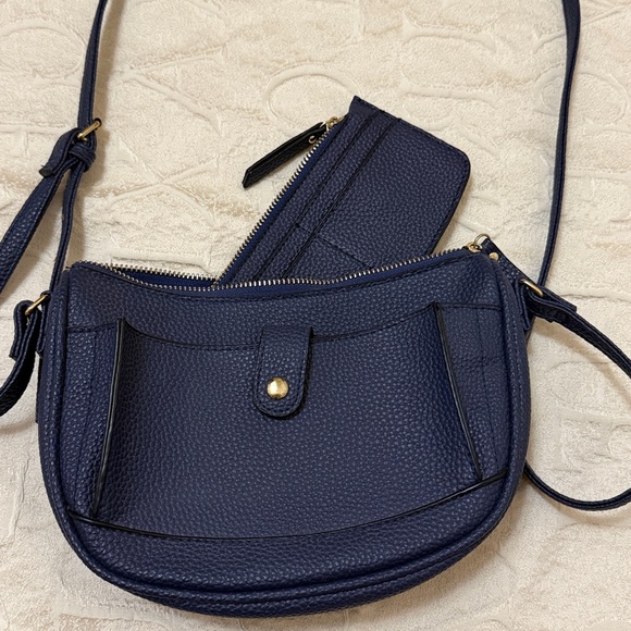 VAN HEUSEN PURSE WITH MATCHING WALLET ADJUSTABLE STRAP NAVY BLUE - Picture 5 of 8